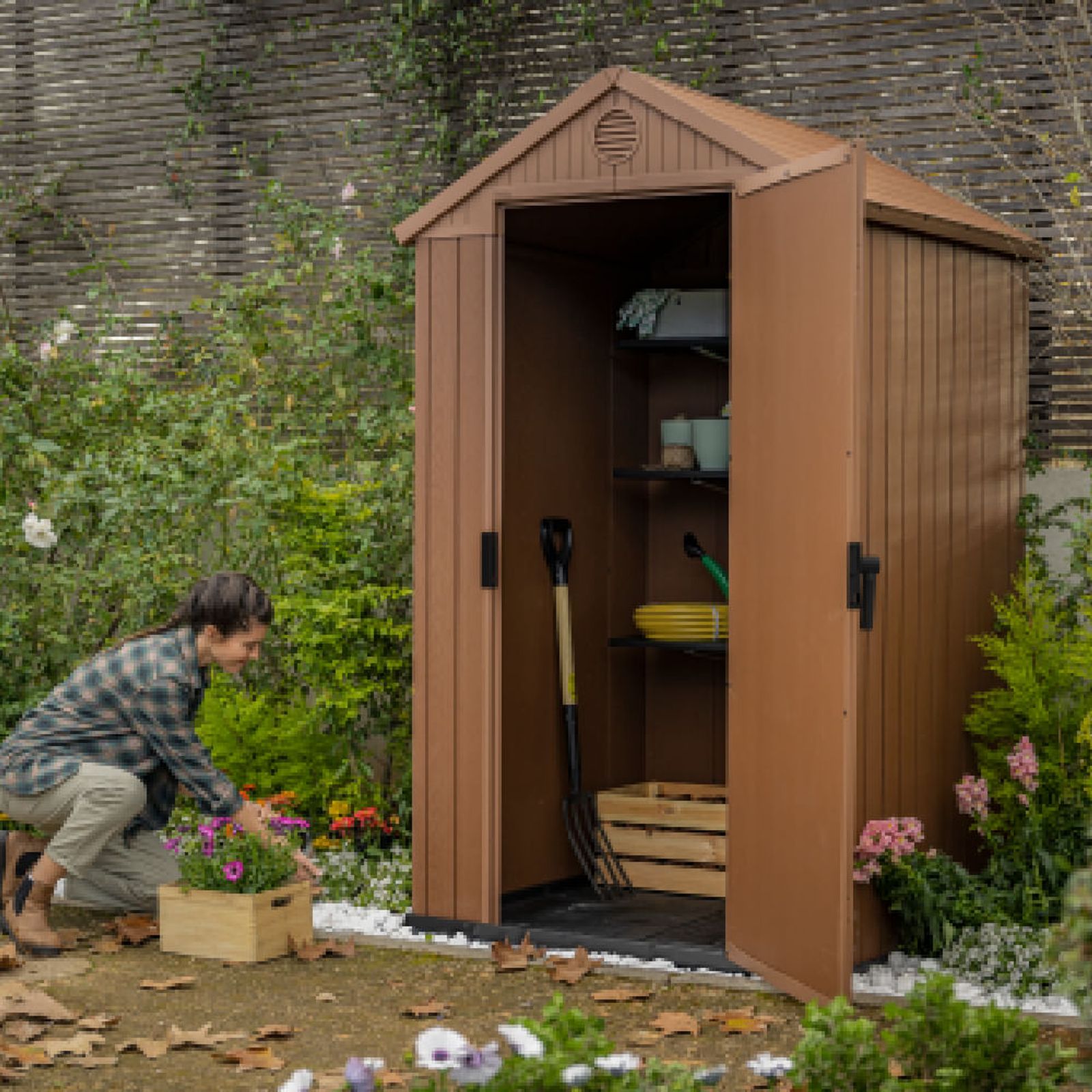 Bodega de Jardín Resina Marrón Mate 125x205 Cm