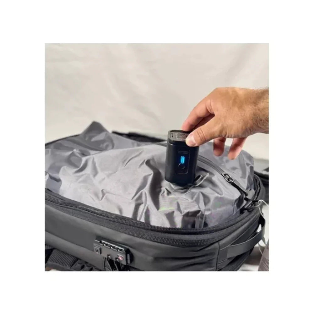 Combo Viajero: Valija Carry On + Mochila de Compresión